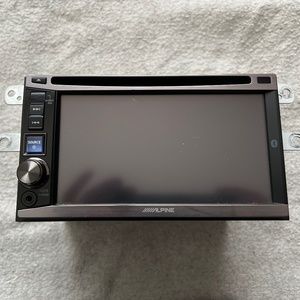 Alpine Double DIN Head Unit